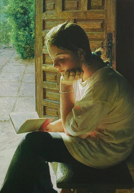 _girl_reading_book