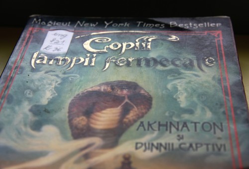 (Detaliu copertă. Foto @)