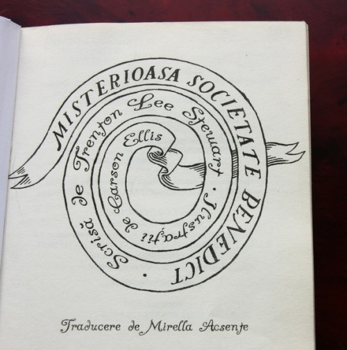 (Pagina de titlu. Foto @)