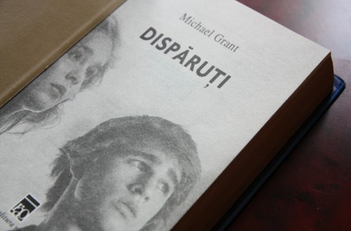 (Pagina de titlu. Foto @)
